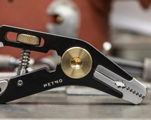 Derived from a 113-year-old patent, this one-of-a-kind multi-tool is breaking Kickstarter