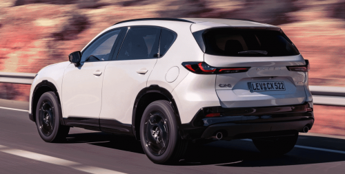 「GeminiがSUVに乗った」マツダCX-5三代目、AI音声統合で車内の常識を塗り替える