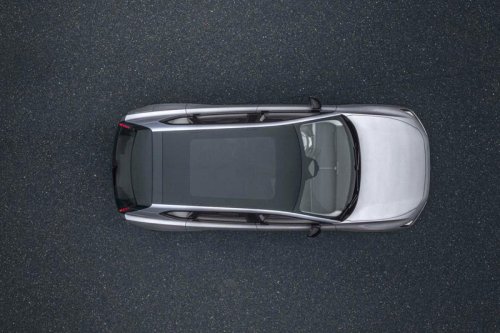 2027 Volvo EX60 ride: Processor-powered family SUV