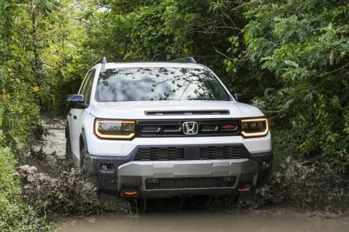 ホンダが北米生産の「アキュラ・インテグラ」とSUV「ホンダ・パスポート」を導入 左ハンドル車のまま発売