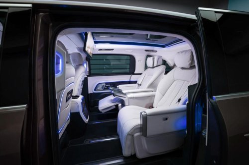 Inside the 2028 Mercedes-Benz VLE-Class: A luxurious, tech-centric interior (photos)