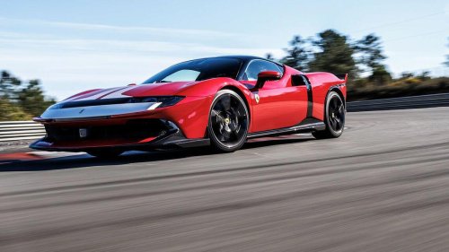 フェラーリ新型「849テスタロッサ」のポジション