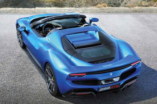 フェラーリ初の6気筒搭載ロードカー「296GTB／GTS」はスーパーPHEVだった【スーパーカークロニクル・完全版／073】