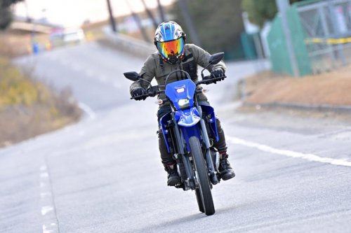 ヤマハ WR125Rは125ccの常識を超える?フルサイズ車体×VVAで街も林道も楽しい理由