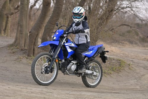 ヤマハ WR125Rは125ccの常識を超える?フルサイズ車体×VVAで街も林道も楽しい理由