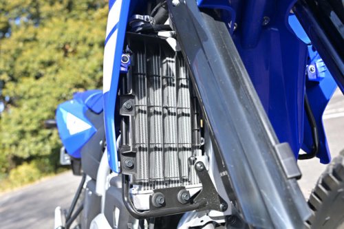 ヤマハ WR125Rは125ccの常識を超える?フルサイズ車体×VVAで街も林道も楽しい理由