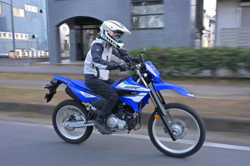 ヤマハ WR125Rは125ccの常識を超える?フルサイズ車体×VVAで街も林道も楽しい理由