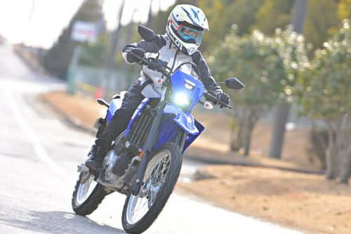 ヤマハ WR125Rは125ccの常識を超える?フルサイズ車体×VVAで街も林道も楽しい理由