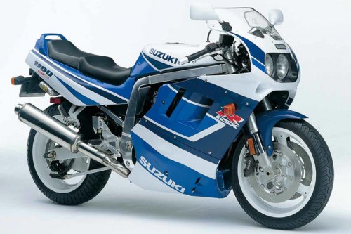 【SUZUKI GSX-Rの歴史】GSX-R1100/1000｜1100はスポーツツアラーとして進化。1000は「サーキットに帰る」