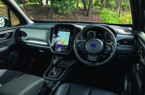 【なぜ燃費を追わない?】18.4km/Lでも「SUV大賞」に輝いた新型「フォレスター」。唯一無二の走りの快楽とは『いま買いカー大賞2026』