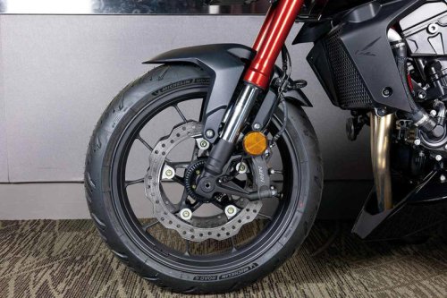 ホンダ「Eクラッチ」革命が加速。モーターサイクルショーで鮮烈デビューを果たす3台をチェック!