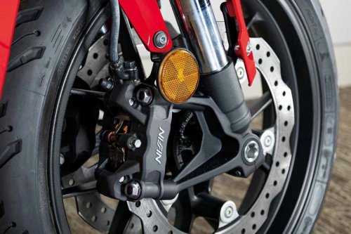 ホンダ「Eクラッチ」革命が加速。モーターサイクルショーで鮮烈デビューを果たす3台をチェック!