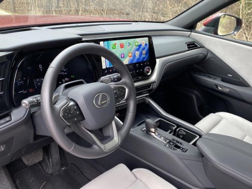 I drove the 2026 Lexus TX 350 Premium AWD. Here's my honest review