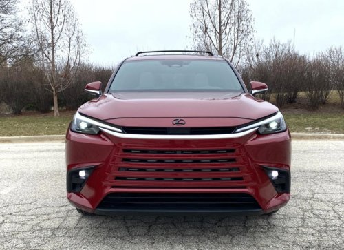 I drove the 2026 Lexus TX 350 Premium AWD. Here's my honest review