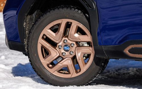 スバル「フォレスター」のターボとストロングハイブリッドを雪上で味わう