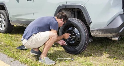 How to Change a Car Tire