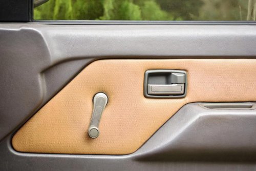 13 Popular Car Features You’ll Probably Never See Again