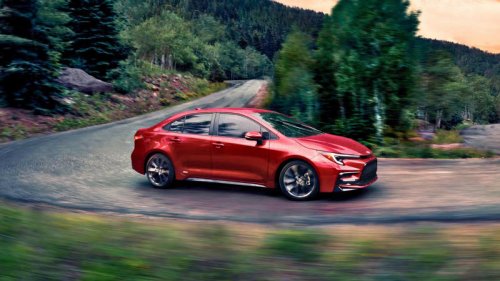 The Cheapest Toyota Hybrid With More Than 500 Miles Of Range Today