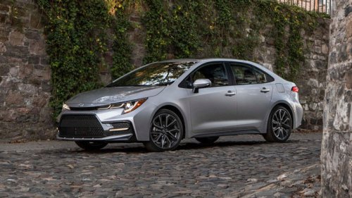 The Cheapest Toyota Hybrid With More Than 500 Miles Of Range Today