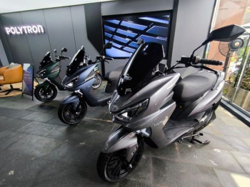 Motor Listrik Polytron Fox-R Punya Warna Baru Nih!