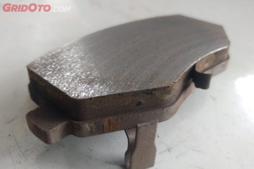 Inilah Yang Akan Terjadi Jika Kampas Rem Mobil Sudah Tipis Gak Diganti