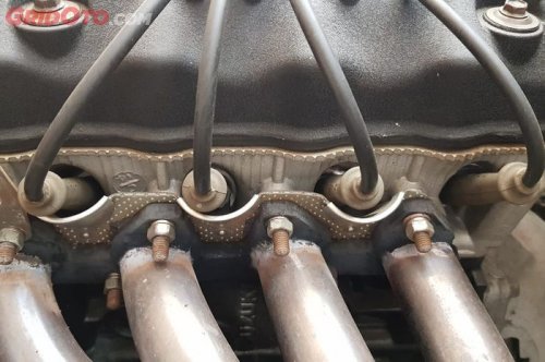 Ganti Busi Mobil Jangan Cuma Sebagian, Ternyata Ini Alasannya!