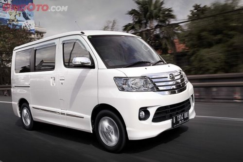 Muat Banyak Orang Cocok Buat Usaha, Harga Mobil Bekas Daihatsu Luxio Mulai Segini