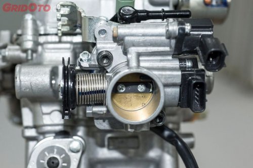 Ini Sebabnya Servis Throttle Body Motor Injeksi Harus Dilepas