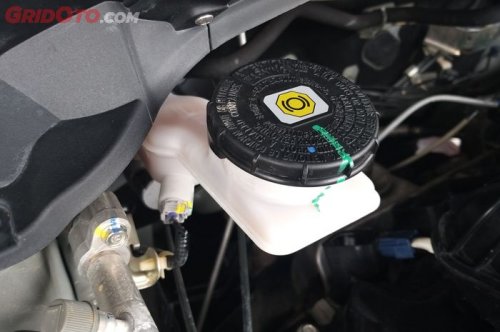 Ini Sebabnya Kenapa Minyak Rem Mobil Bekas Tidak Boleh Ada Buih