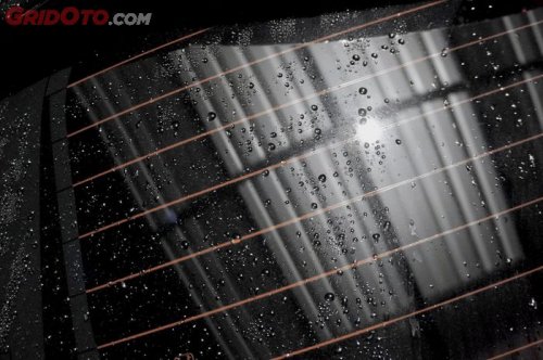 Ini Tiga Penyebab Kenapa Kaca Mobil Bekas Yang Berjamur Jangan Disepelekan