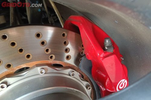 Selain Bikin Pakem, Ini Manfaat Lain Bersihkan Kampas Rem Mobil Secara berkala