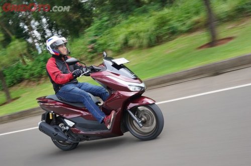 Matic Nyaman Diajak Touring, Segini Harga Honda PCX 160 Terbaru Agustus 2025, Termurah Rp 34 Jutaan