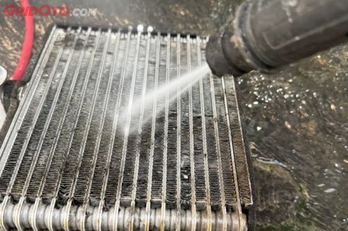 Biar Kondisi AC Tetap Bagus, Ini Perawatan yang Bisa Dilakukan Sendiri