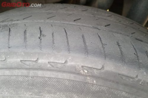 Mobil Lama Enggak Dipakai Muncul Flat Spot, Begini Cara Mengatasinya