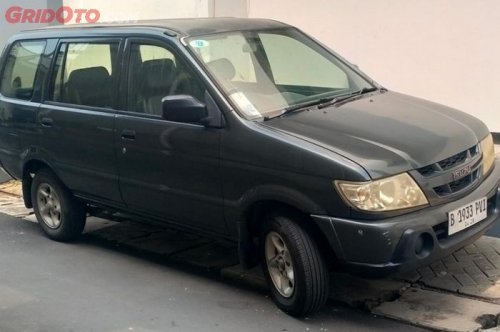 Raja Tanjakan Mobil Bekas Isuzu Panther Rp 80 Jutaan, Simak Tahunnya