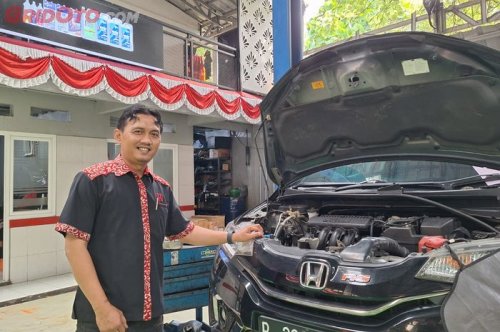 Kisah Mantan Mekanik Honda Dirikan Bengkel Spesialis Sampai Berangkatkan Umroh Pegawainya