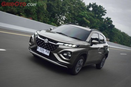 Suzuki Fronx GL Vs Toyota Agya GR Sport, Siapa Yang Lebih Irit?