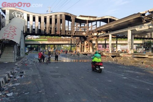 Kerugian Rp 41,6 miliar, Ini 22 Halte TransJakarta yang Rusak dan Hangus Imbas Kerusuhan Demo