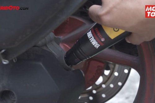 Sekarang Paham, Ini Fungsi Oli Gardan dan Oli Mesin Motor Matik