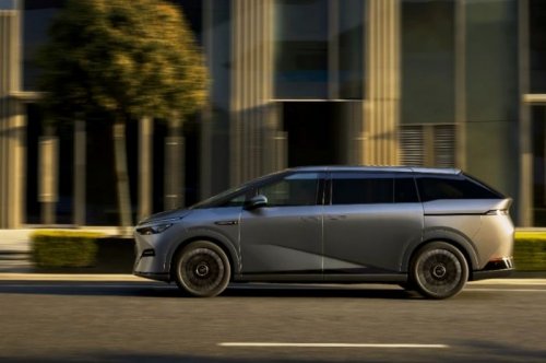 Xpeng Luncurkan Mobil Listrik Terbaru, Pesaing Alphard dan Denza D9