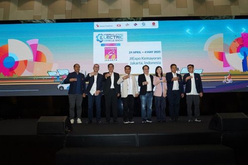 Dimeriahkan Ratusan Merek, Pameran PEVS 2025 Resmi Dibuka Dengan Harga Tiket Semurah Ini