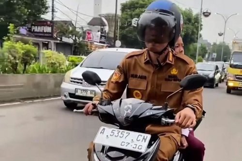 Antar Anak ke Sekolah Naik Honda BeAT, Wakil Wali Kota Serang Minta Maaf dan Siap Ditilang