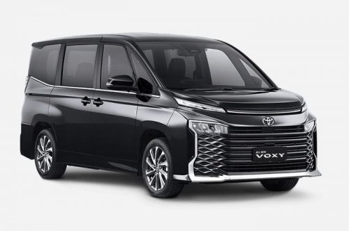 Ngidam MPV Premium Toyota Voxy, Cek Harga Mobil Barunya per Juli 2025