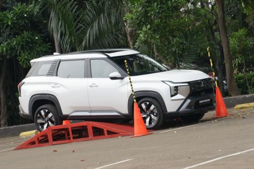 SUV Banget! Setinggi Ini Ground Clearance Mitsubishi Destinator