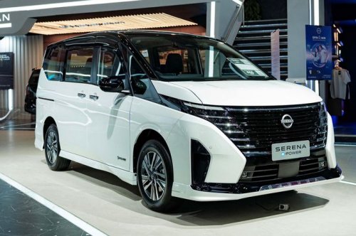 Nissan Serena e-Power Masih Curi Perhatian Pengunjung GIIAS 2025