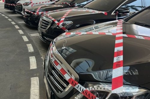 Harganya Fantastis, Ini 5 Mobil Mewah Riza Chalid yang Disita Kejagung