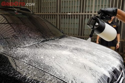 Rahasia di Balik Efek Licin Sampo Mobil, Ahli Ini Ungkap Fungsinya