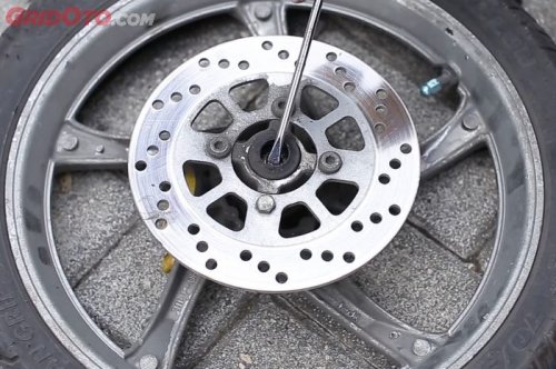 Pantas Saja Bearing Roda Motor Rusak Terus, Ternyata Harus Tahu Kode Ini Saat Beli