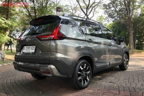 Adu Ground Clearance Xpander Cross VS Rival, Siapa Paling Tinggi?