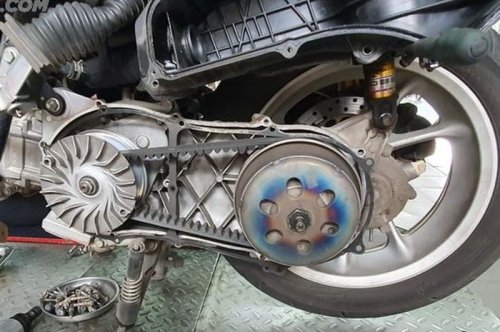 Bagian CVT Yamaha NMAX Wajib Servis Secara Berkala, Biayanya Murah Sob